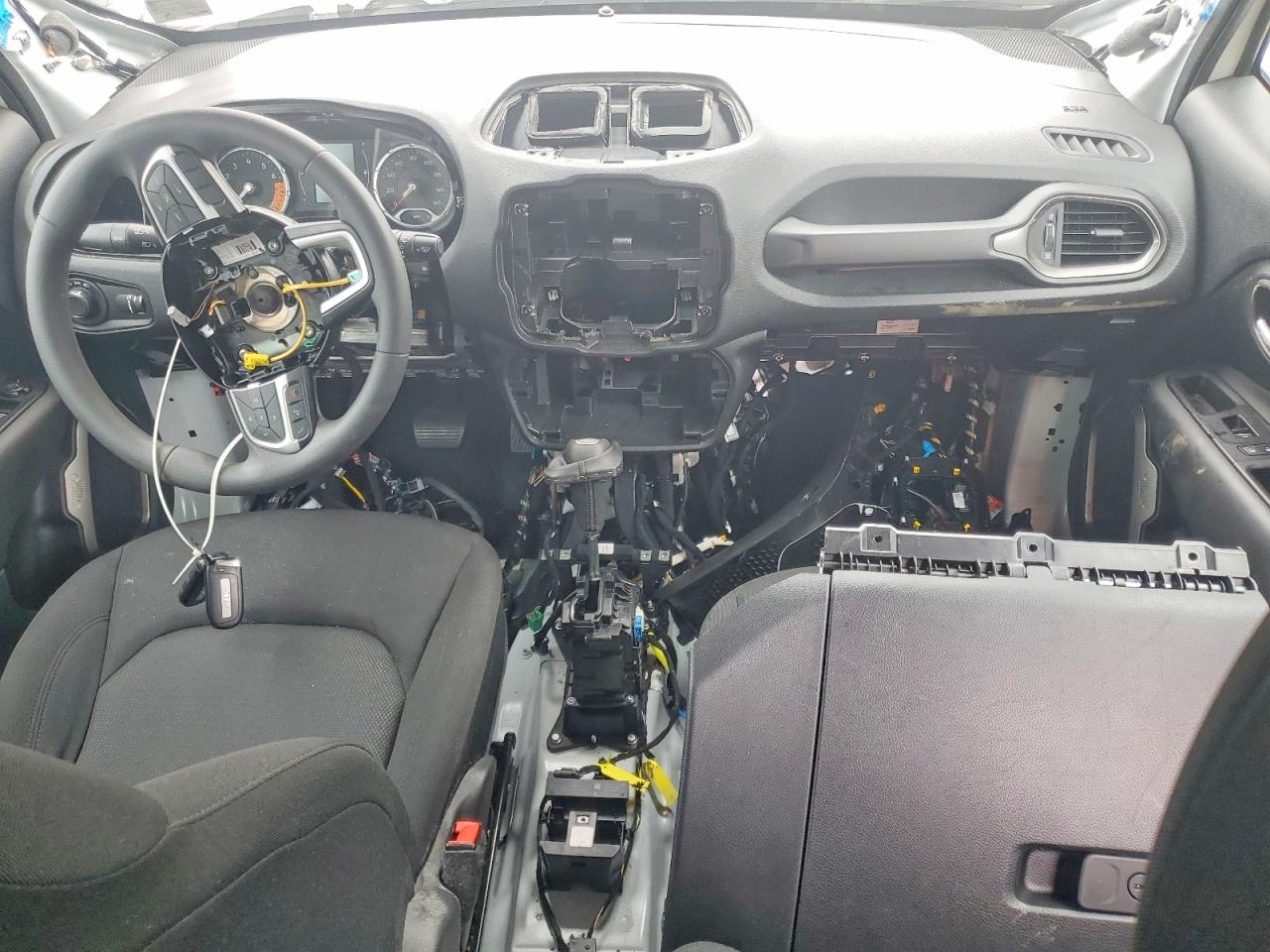 2023 JEEP RENEGADE LATITUDE photo 22