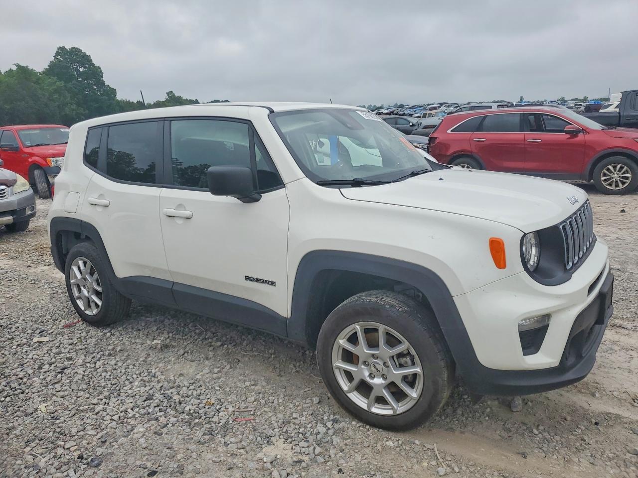 2023 JEEP RENEGADE LATITUDE photo 10