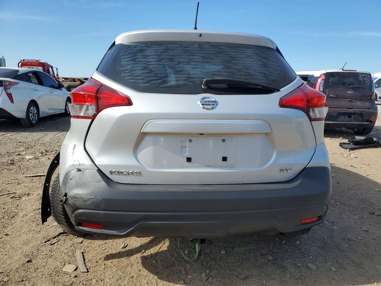 2019 NISSAN KICKS SV photo 11