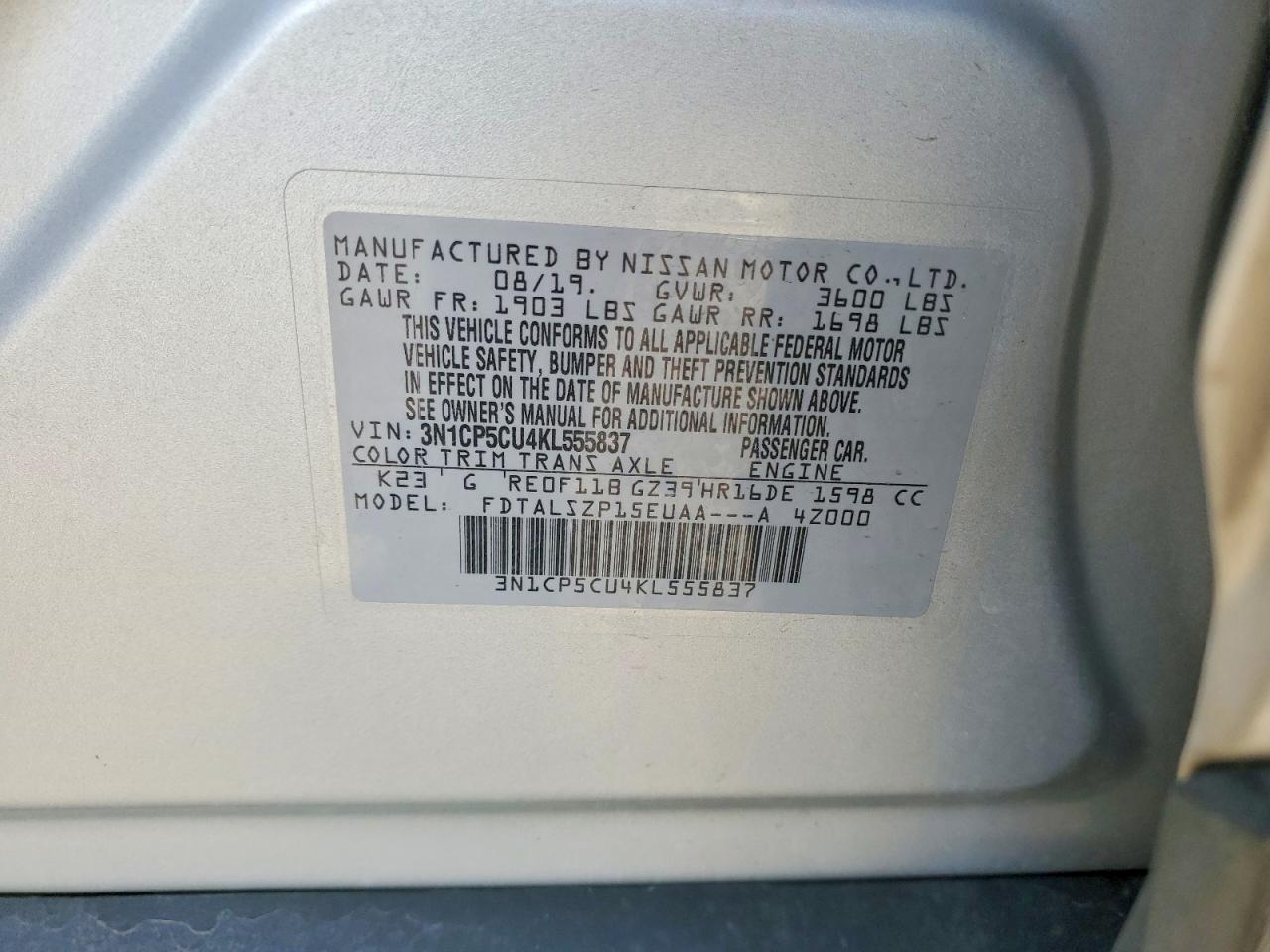 2019 NISSAN KICKS SV photo 23