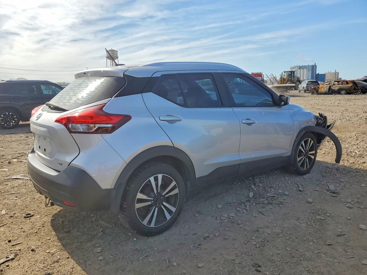 2019 NISSAN KICKS SV photo 5
