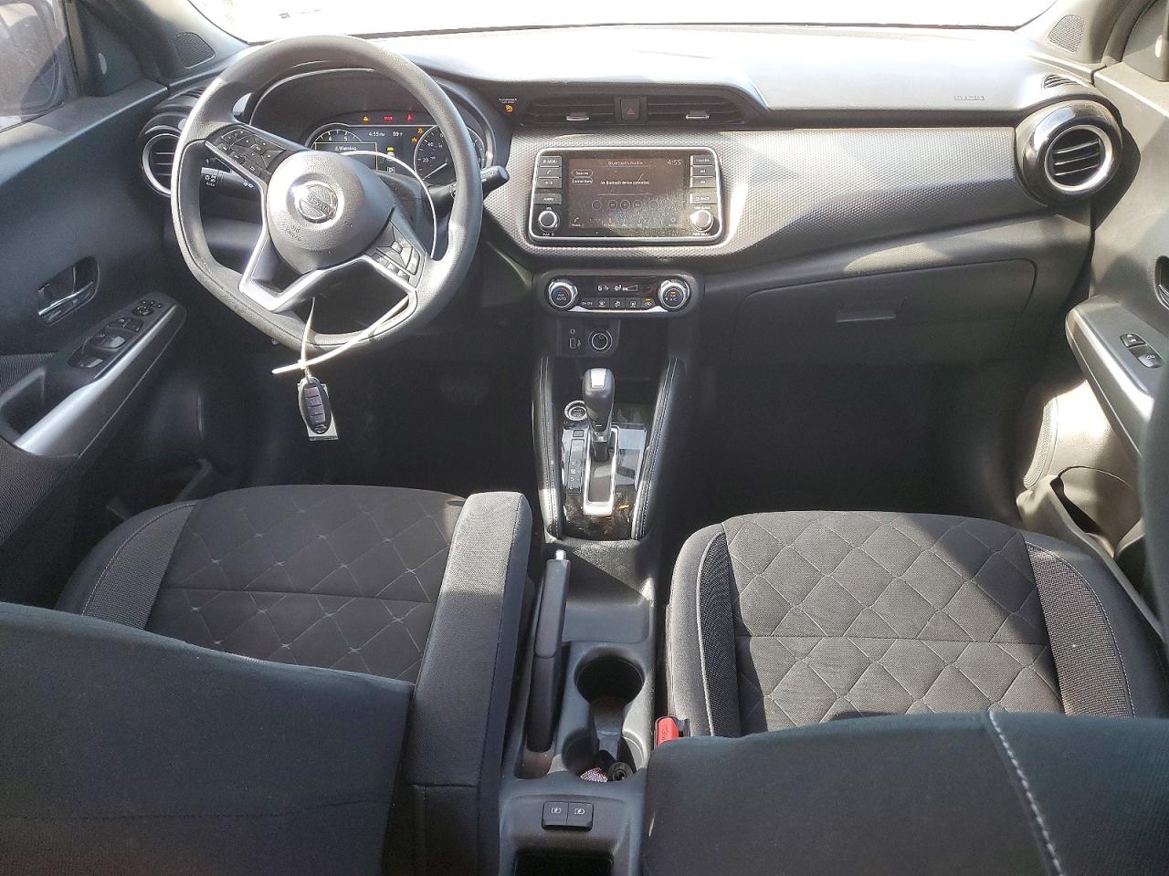 2019 NISSAN KICKS SV photo 15
