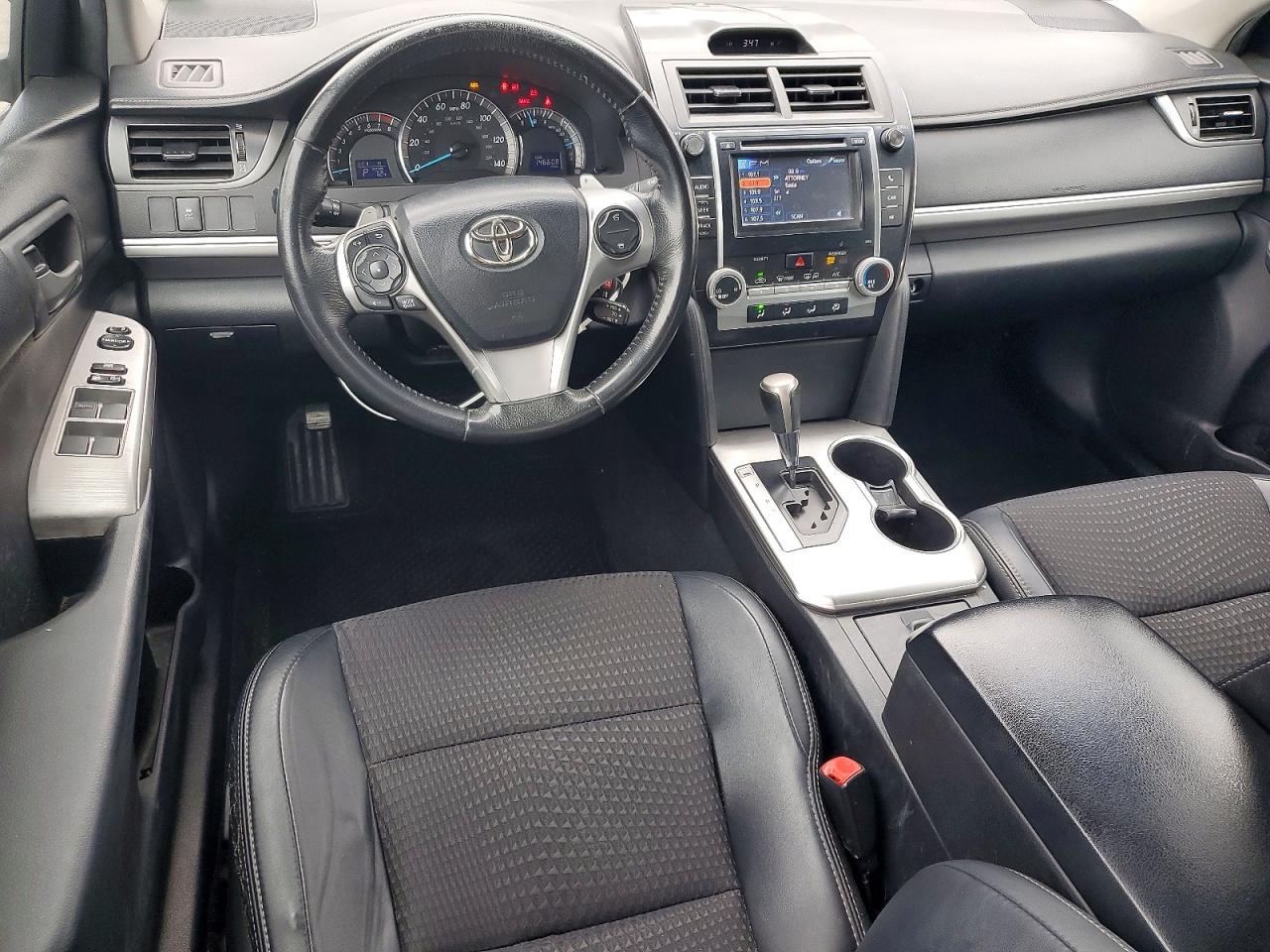 2012 TOYOTA CAMRY SE photo 15