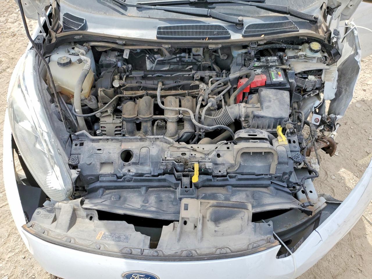 2015 FORD FIESTA SE photo 31