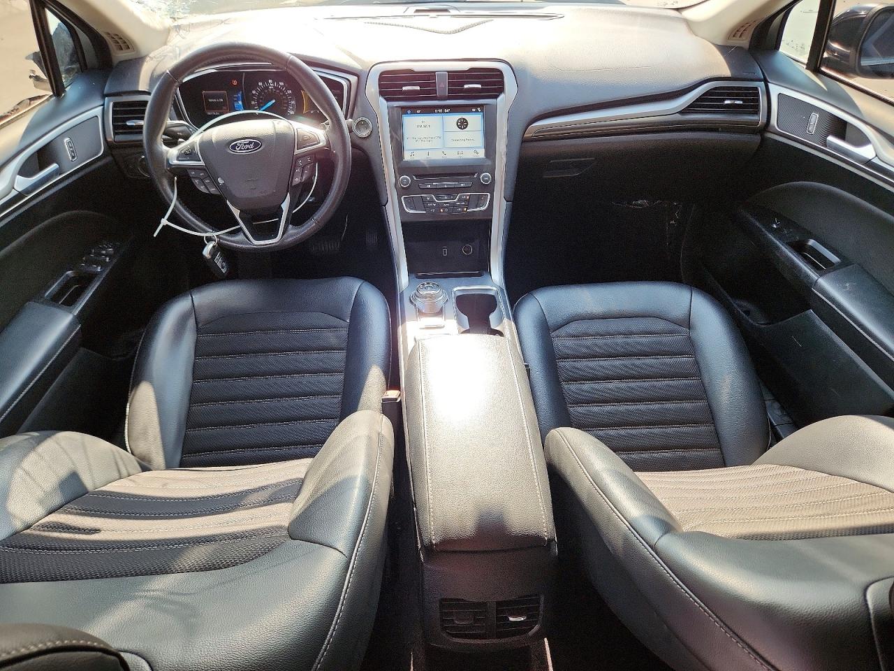 2017 FORD FUSION SE photo 22