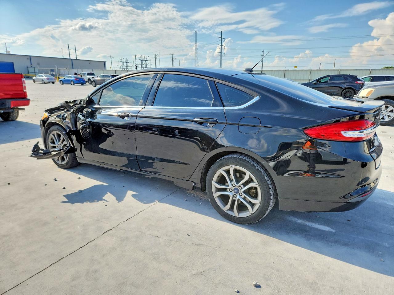 2017 FORD FUSION SE photo 4