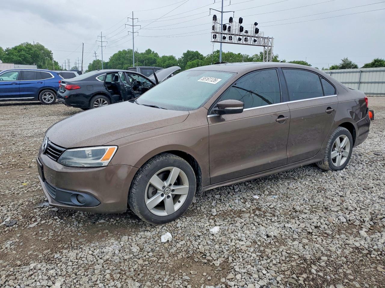 2012 VOLKSWAGEN JETTA
