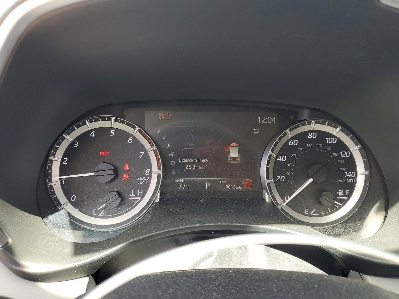 2024 TOYOTA HIGHLANDER XLE photo 9