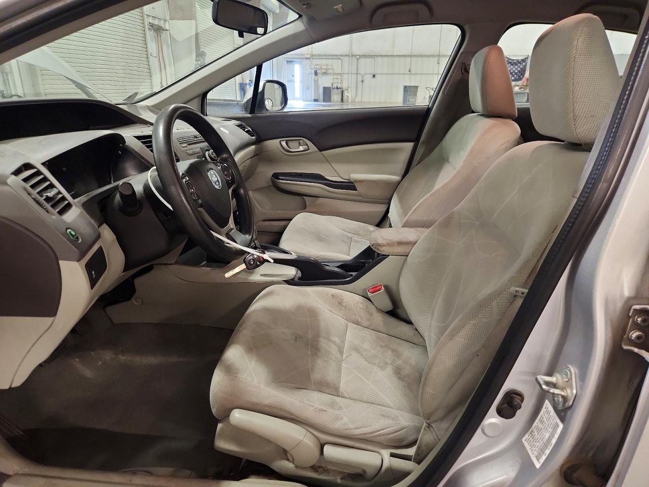 2012 HONDA CIVIC LX photo 19
