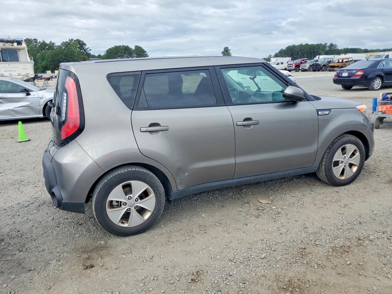 2015 KIA SOUL BASE photo 7