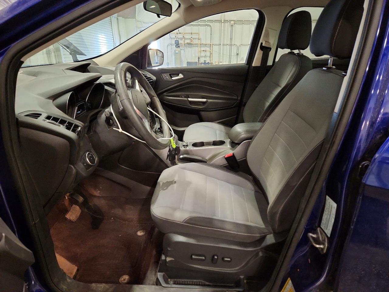2016 FORD ESCAPE SE photo 13