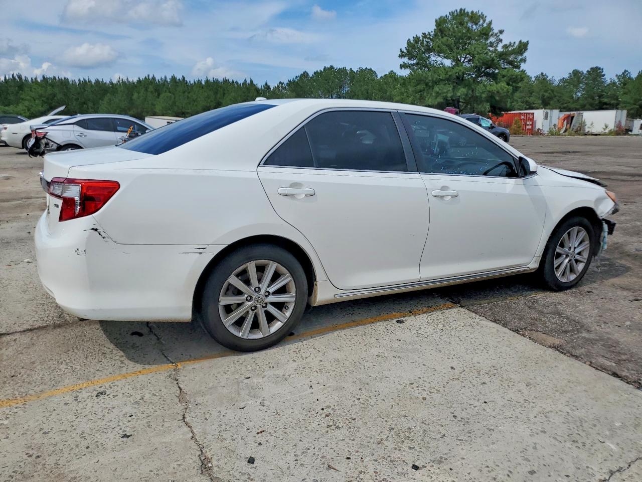 2014 TOYOTA CAMRY XLE V6 photo 7