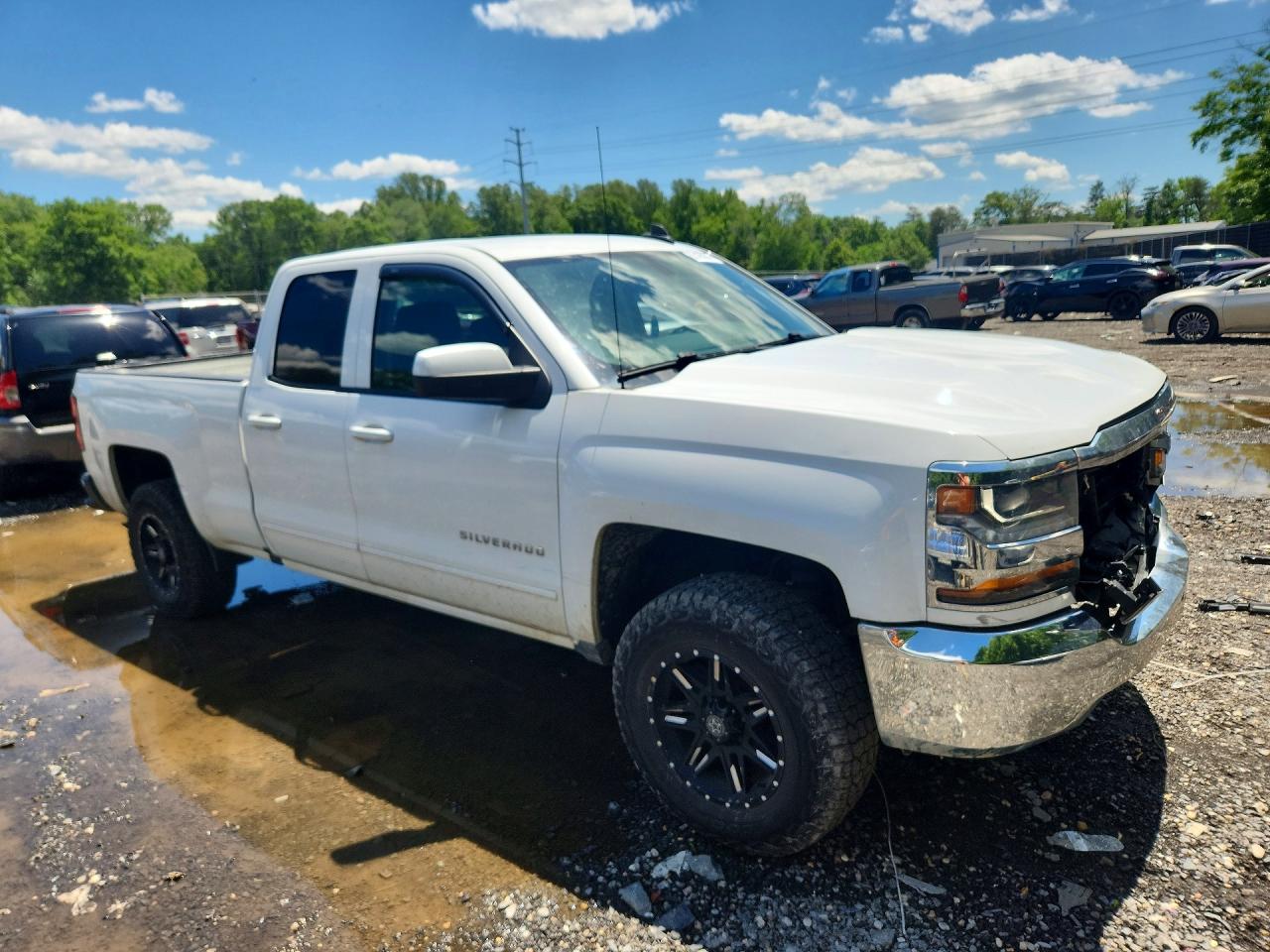 2018 CHEVROLET SILVERADO C1500 LT photo 7