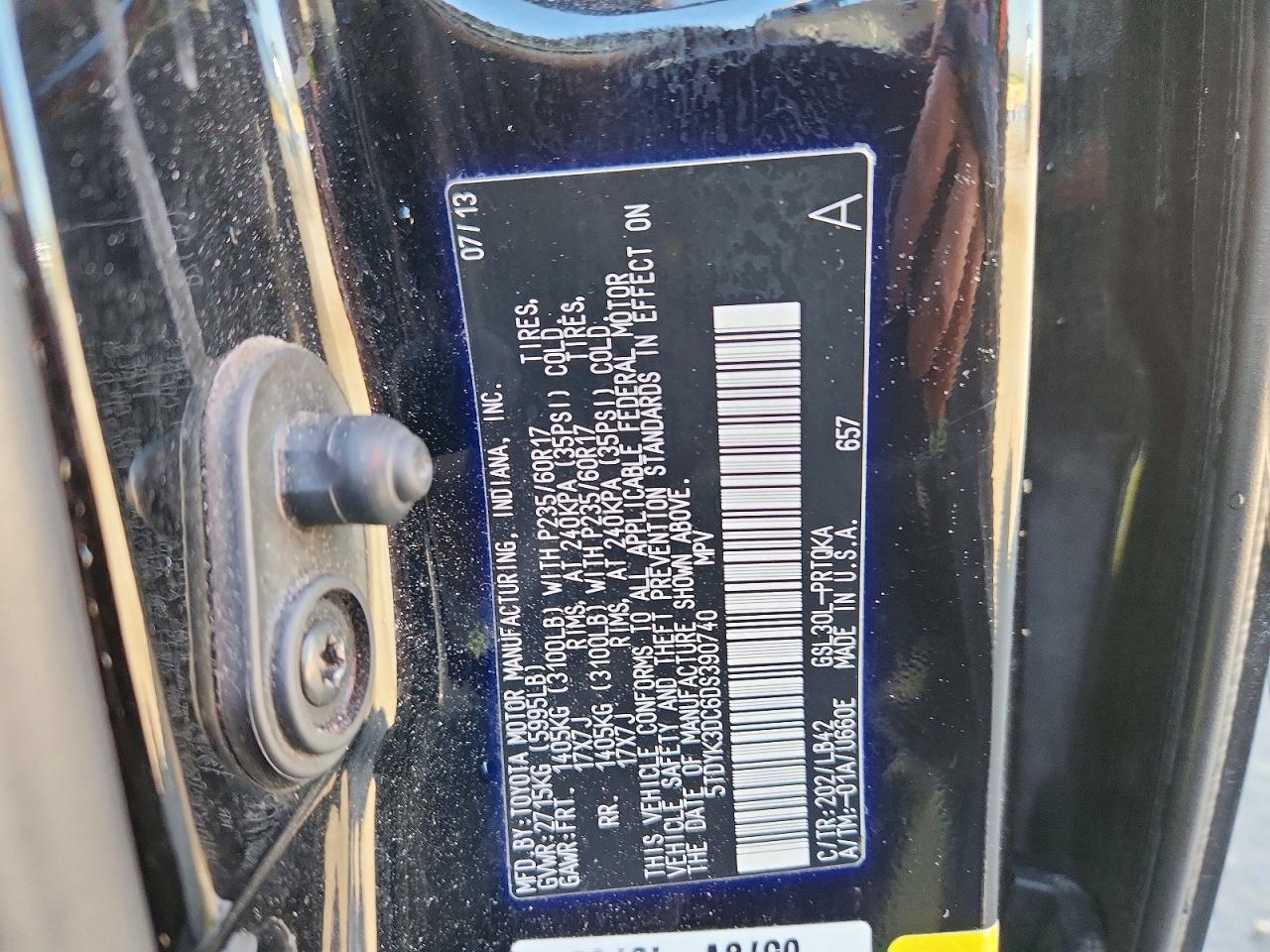 2013 TOYOTA SIENNA XLE 8-PASSENGER photo 34