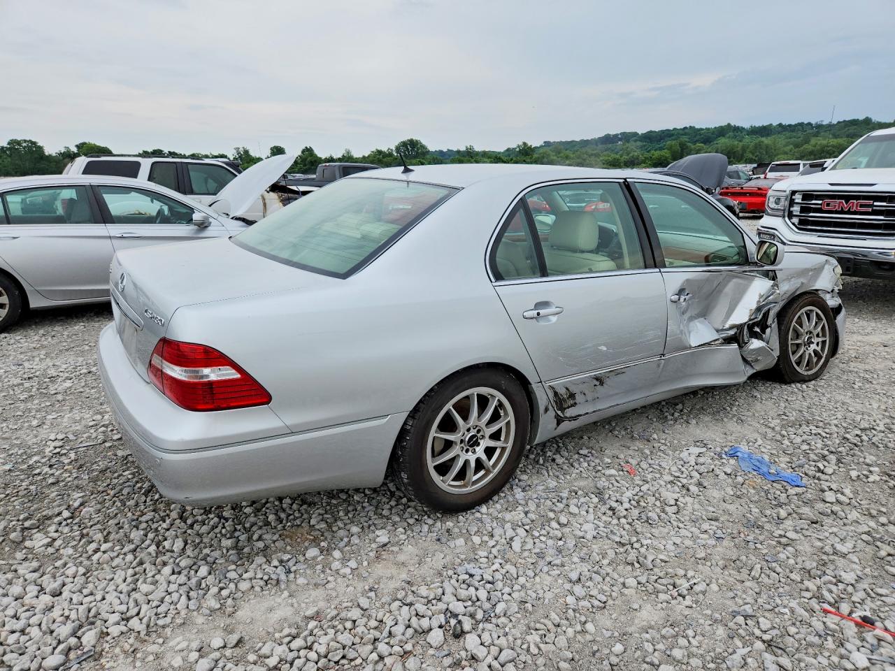 2004 LEXUS LS 430 photo 5