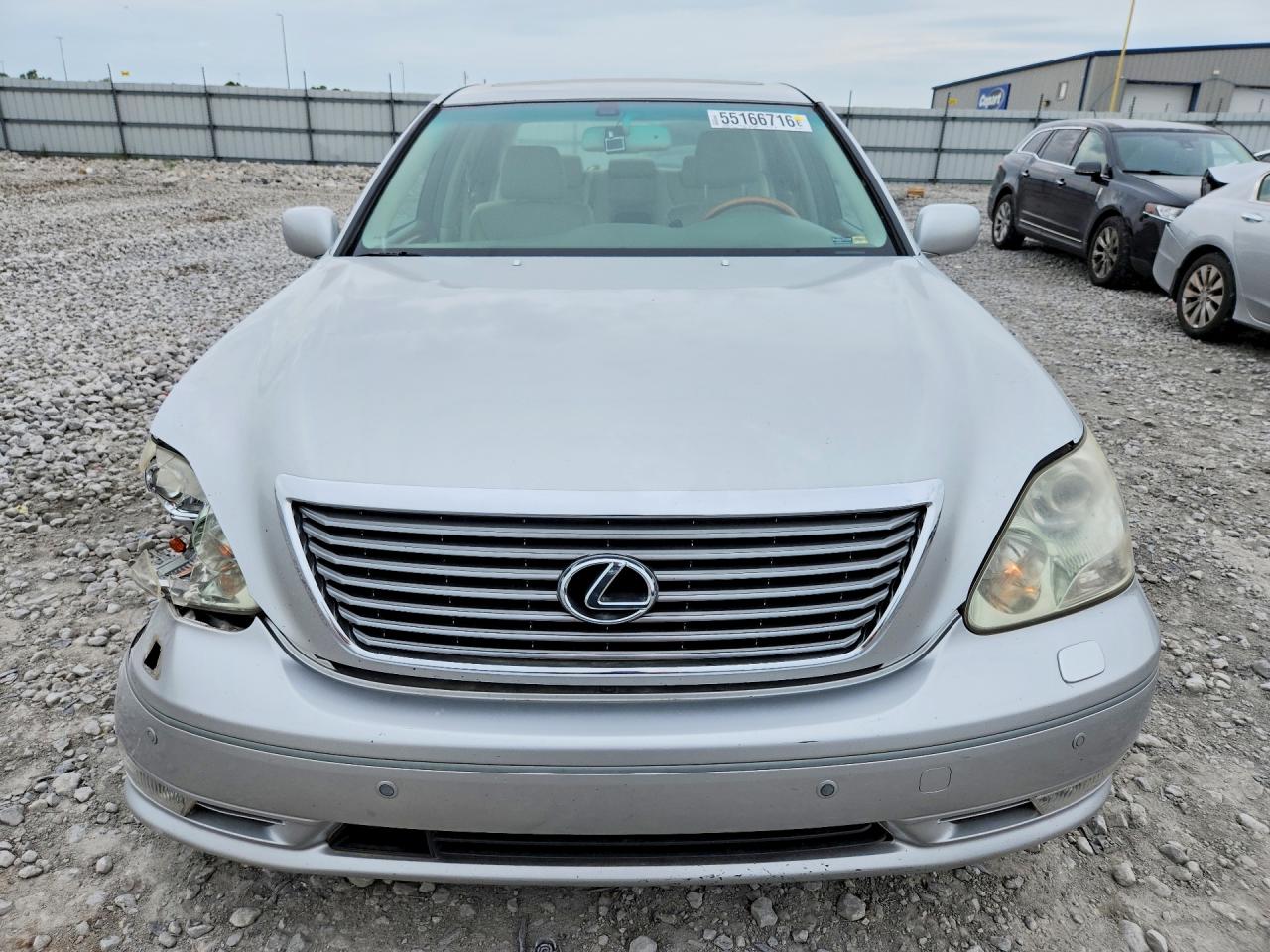 2004 LEXUS LS 430 photo 9
