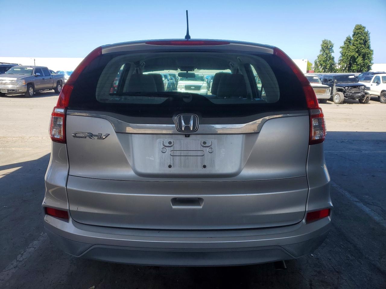 2015 HONDA CR-V LX photo 6