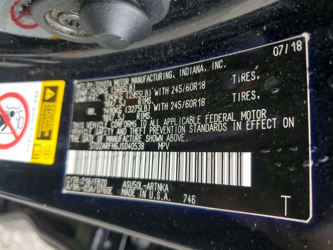 2018 TOYOTA HIGHLANDER LE photo 25