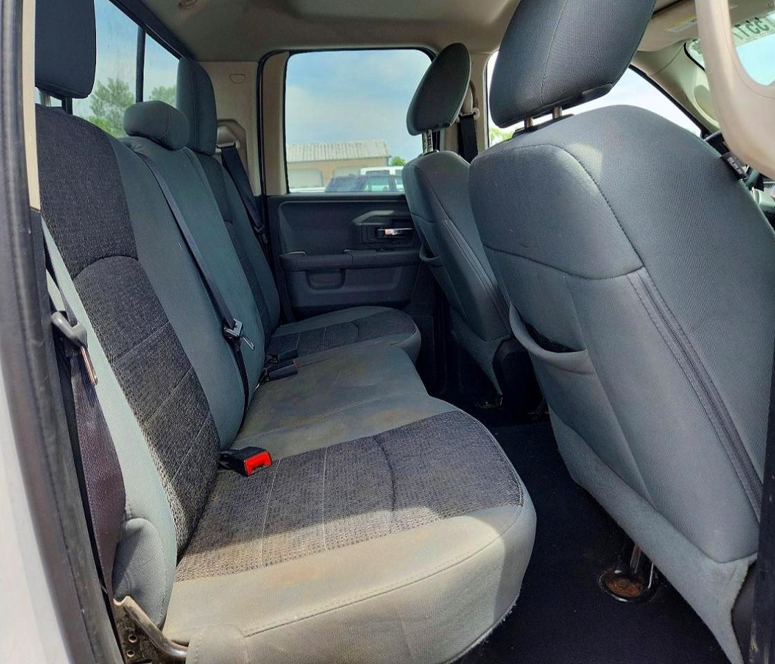 2015 RAM 1500 SLT photo 19