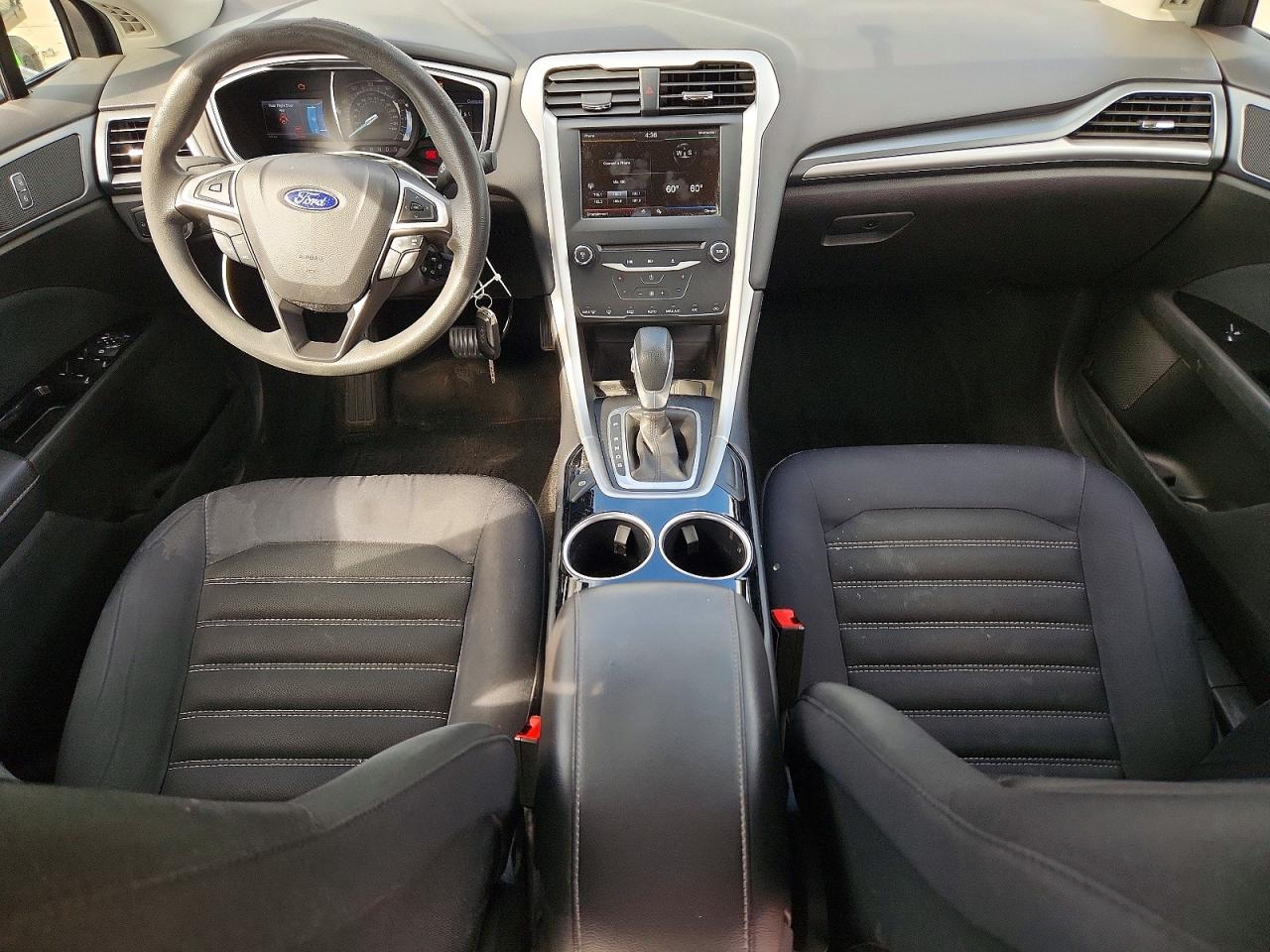 2014 FORD FUSION SE photo 22