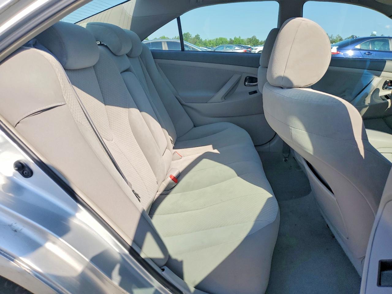 2007 TOYOTA CAMRY LE V6 photo 28