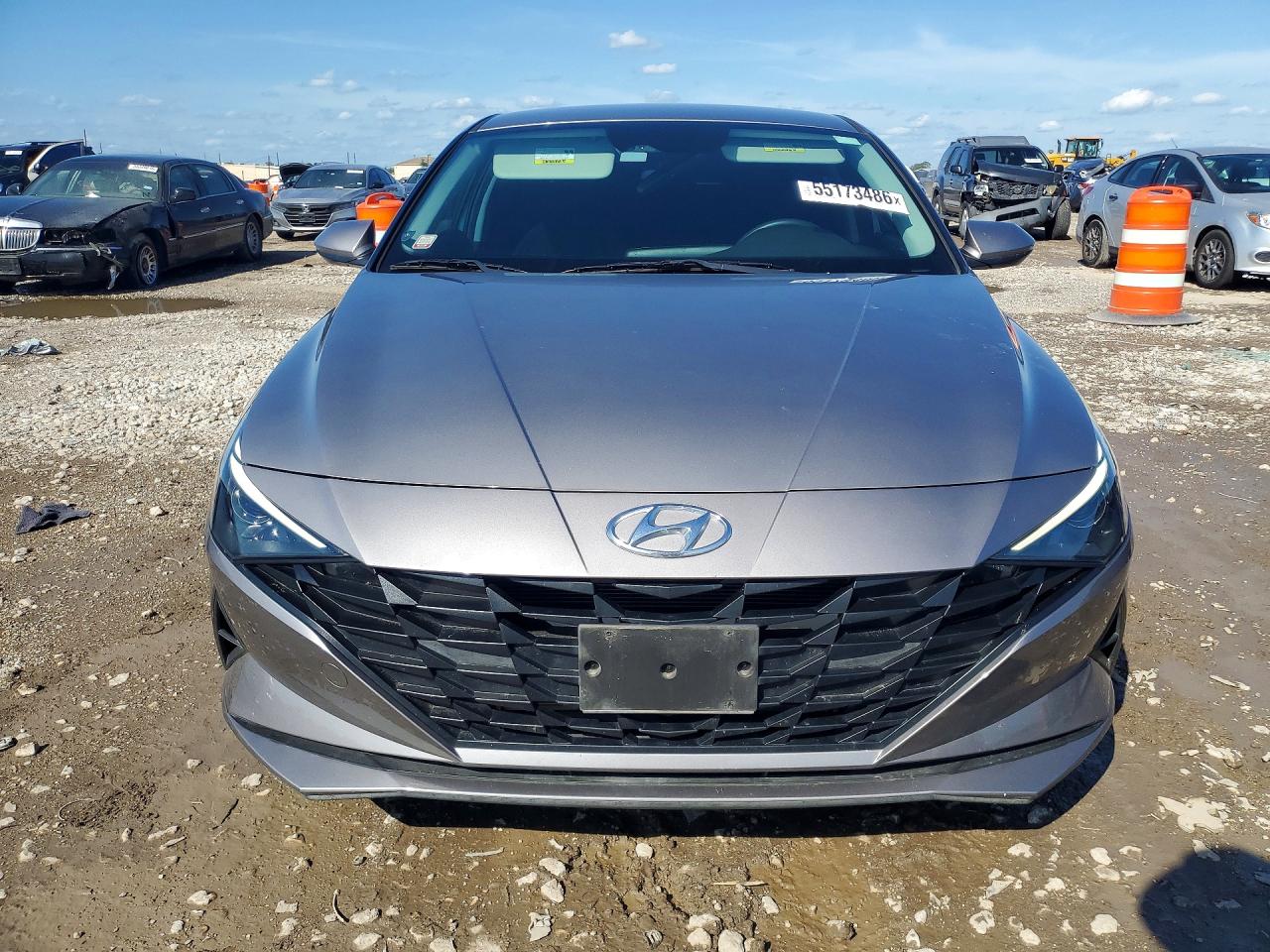2023 HYUNDAI ELANTRA SEL photo 9