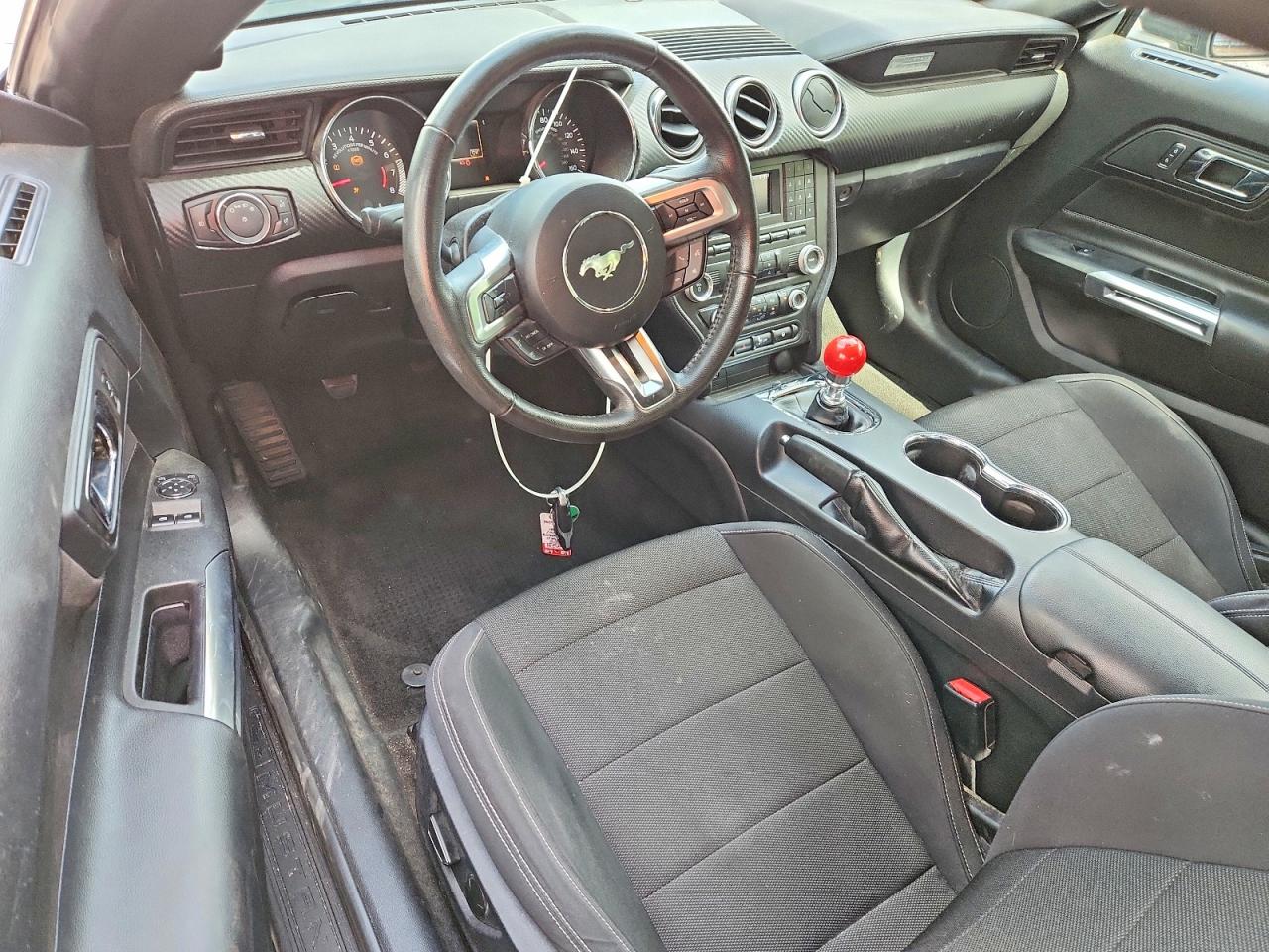 2015 FORD MUSTANG photo 22