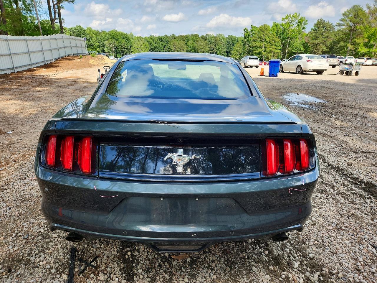 2015 FORD MUSTANG photo 16
