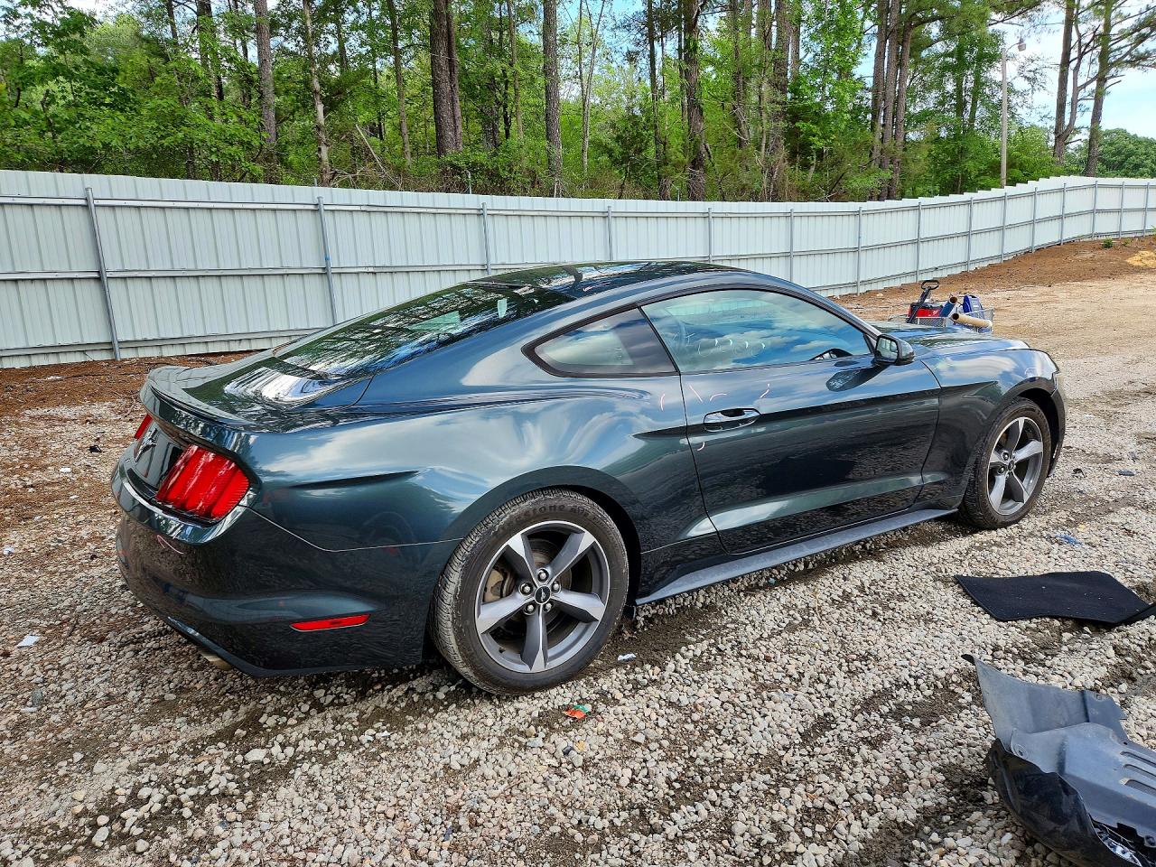 2015 FORD MUSTANG photo 7