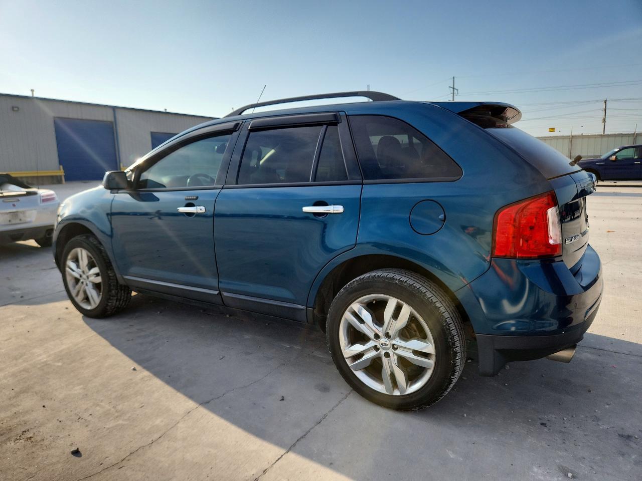 2011 FORD EDGE SEL photo 2