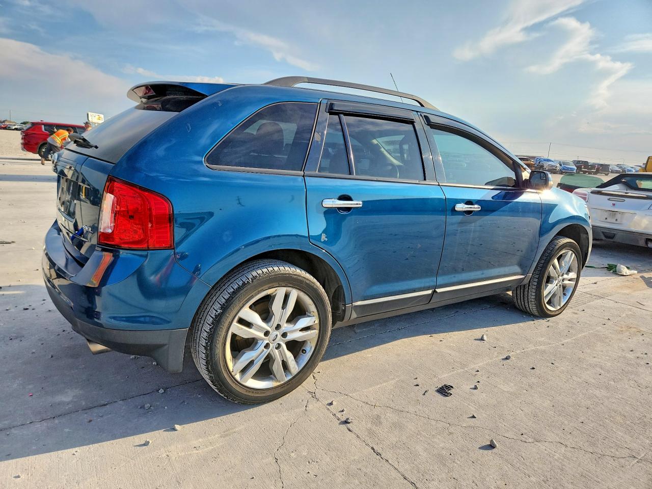2011 FORD EDGE SEL photo 3