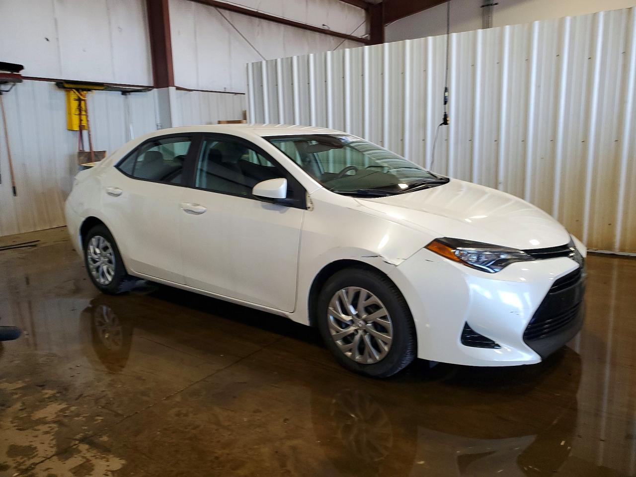 2017 TOYOTA COROLLA LE photo 7