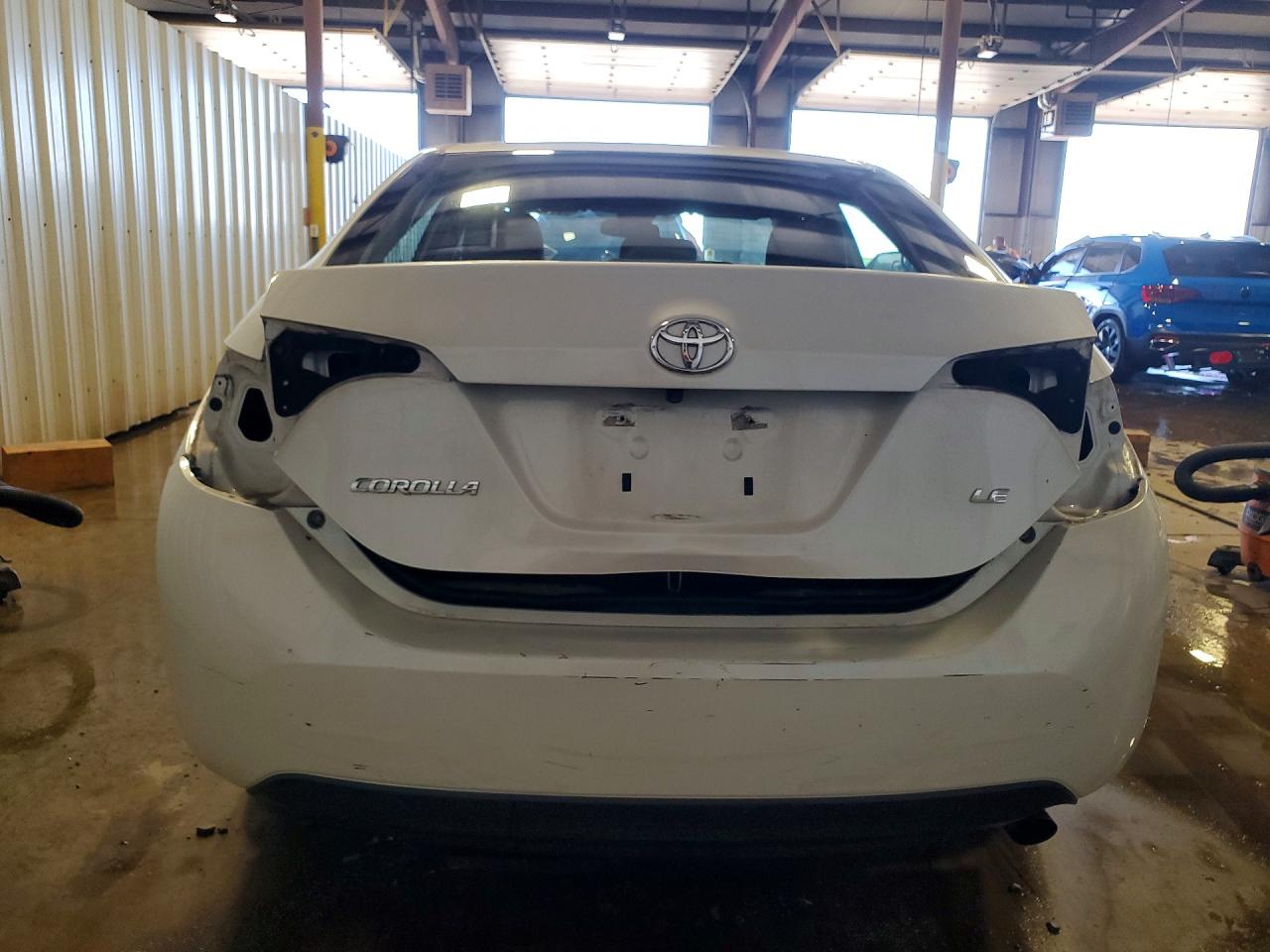2017 TOYOTA COROLLA LE photo 11