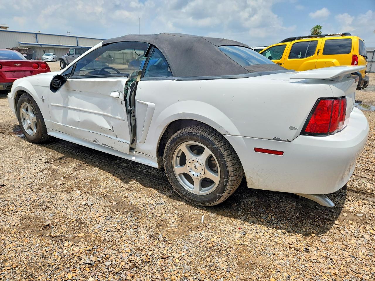 2003 FORD MUSTANG photo 4