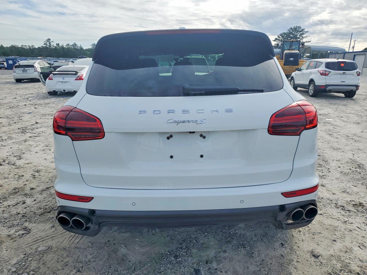 2017 PORSCHE CAYENNE S photo 11