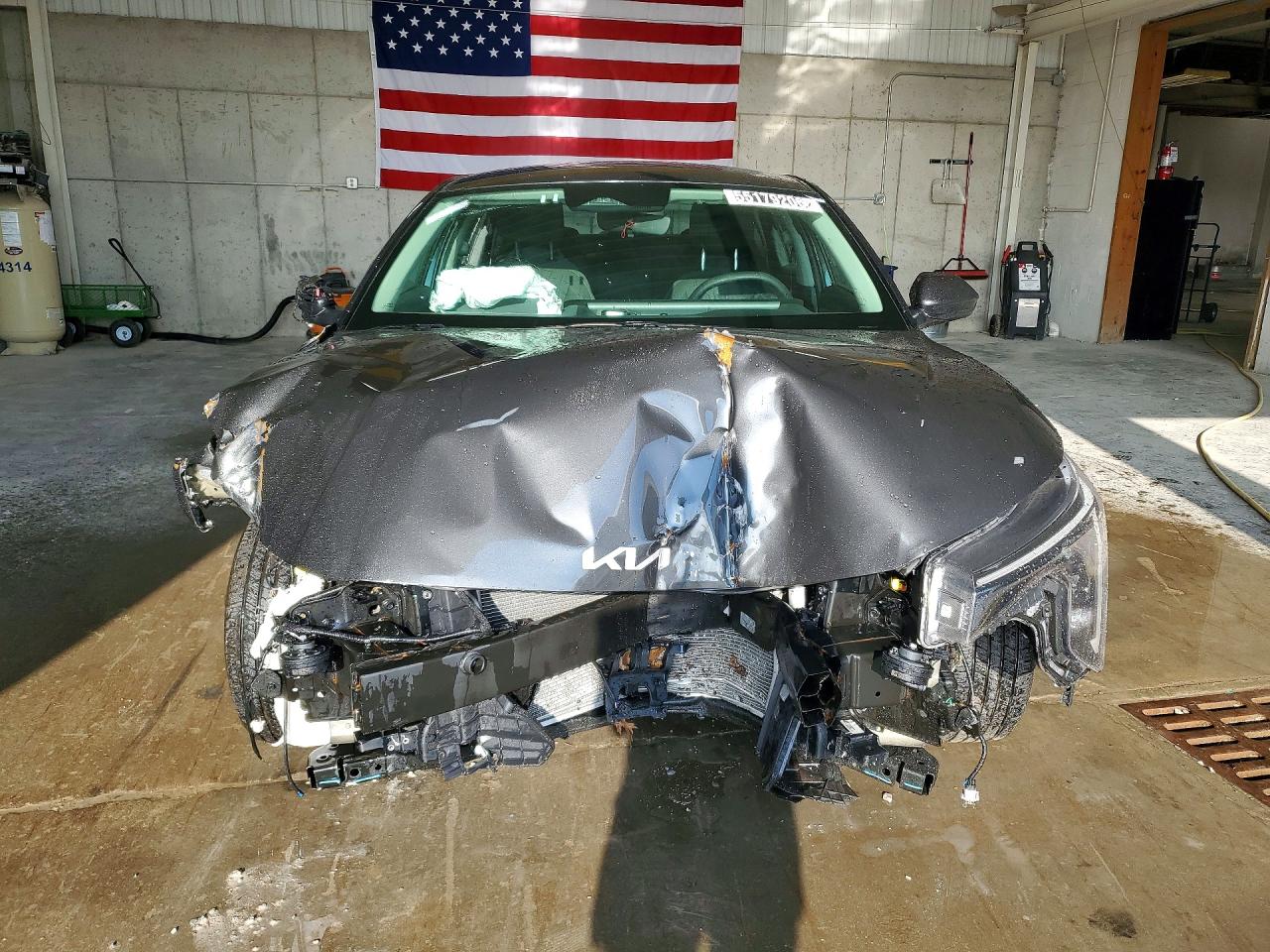 2025 KIA K4 LXS photo 9