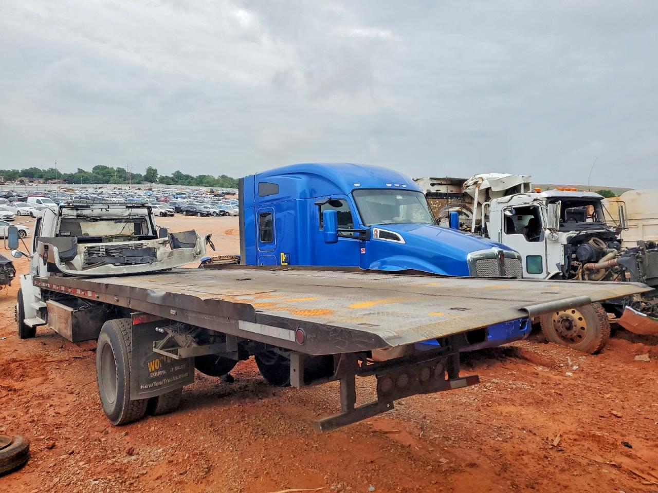 2004 FREIGHTLINER BUSINESS CLASS M2 ROLLBACK TOW TRUCK photo 3