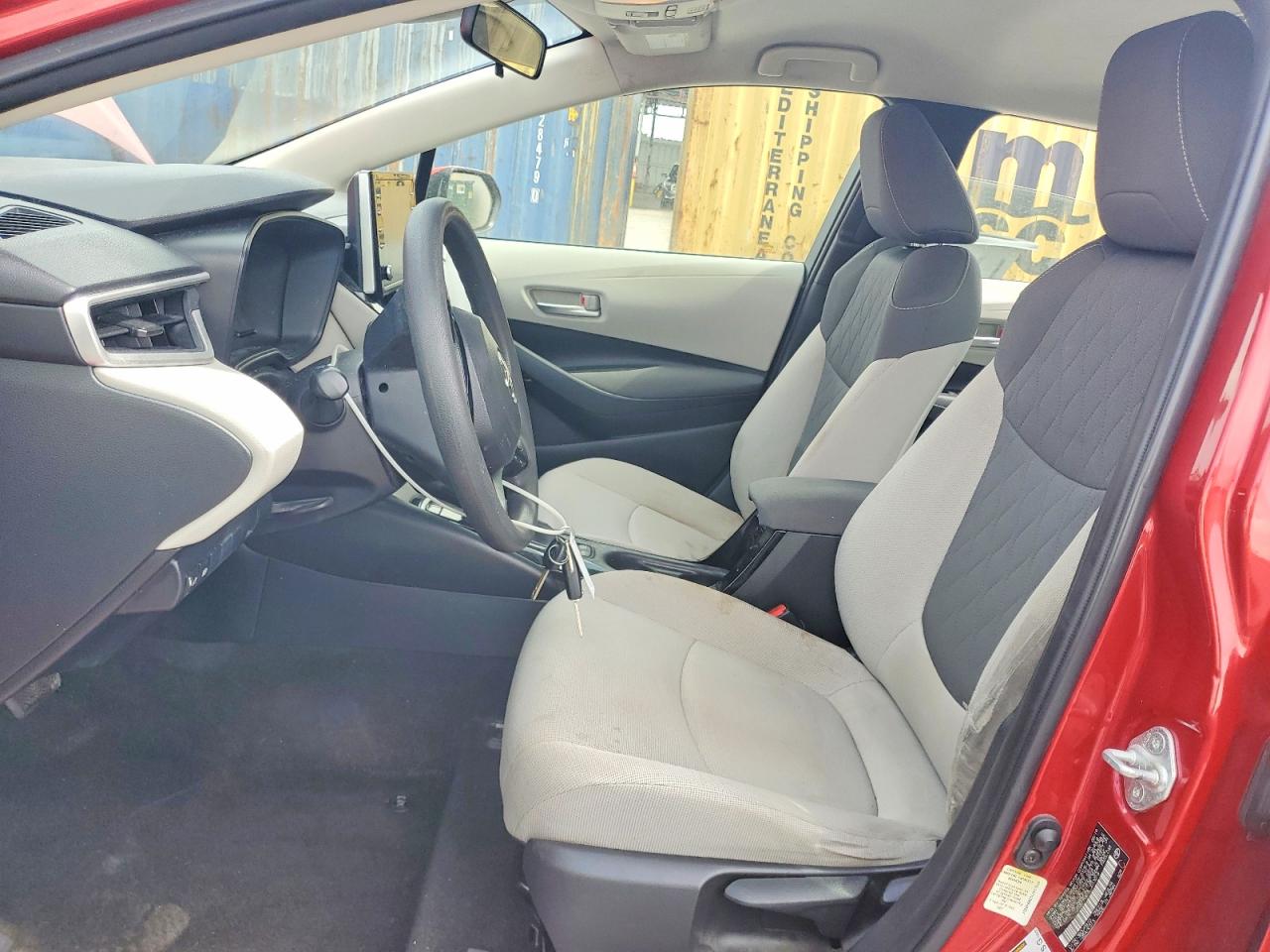 2020 TOYOTA COROLLA LE photo 7