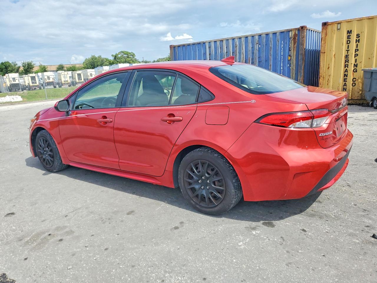 2020 TOYOTA COROLLA LE photo 2