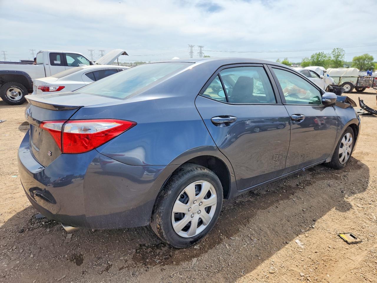 2015 TOYOTA COROLLA S photo 3