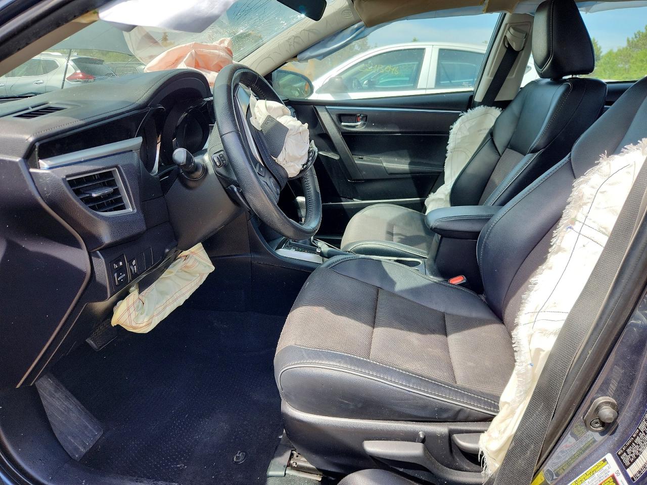 2015 TOYOTA COROLLA S photo 7
