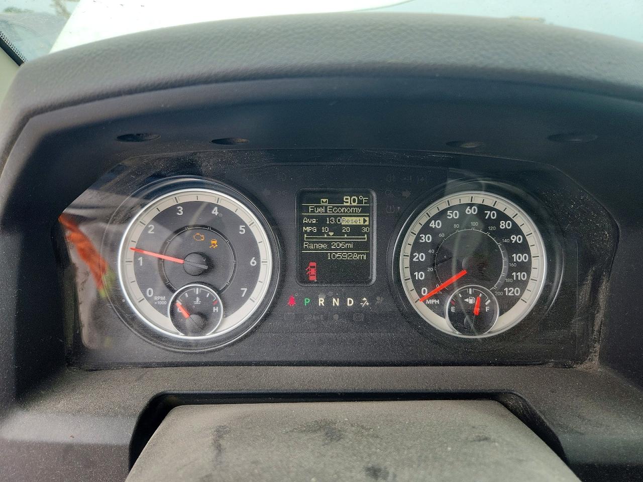 2016 RAM 1500 ST photo 17