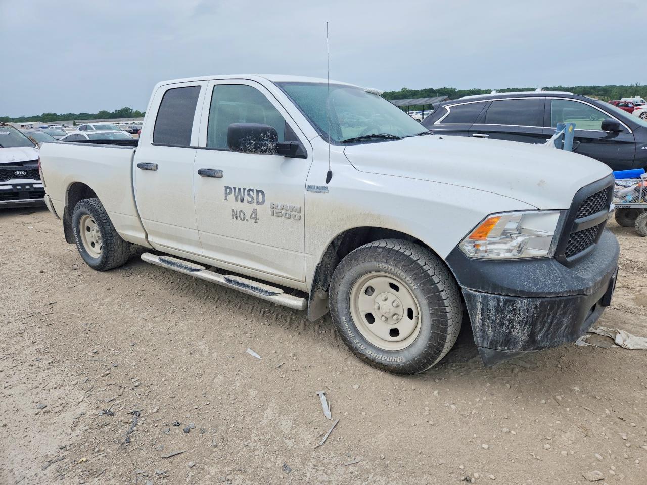 2016 RAM 1500 ST photo 7
