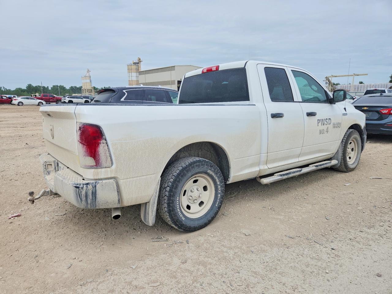 2016 RAM 1500 ST photo 5