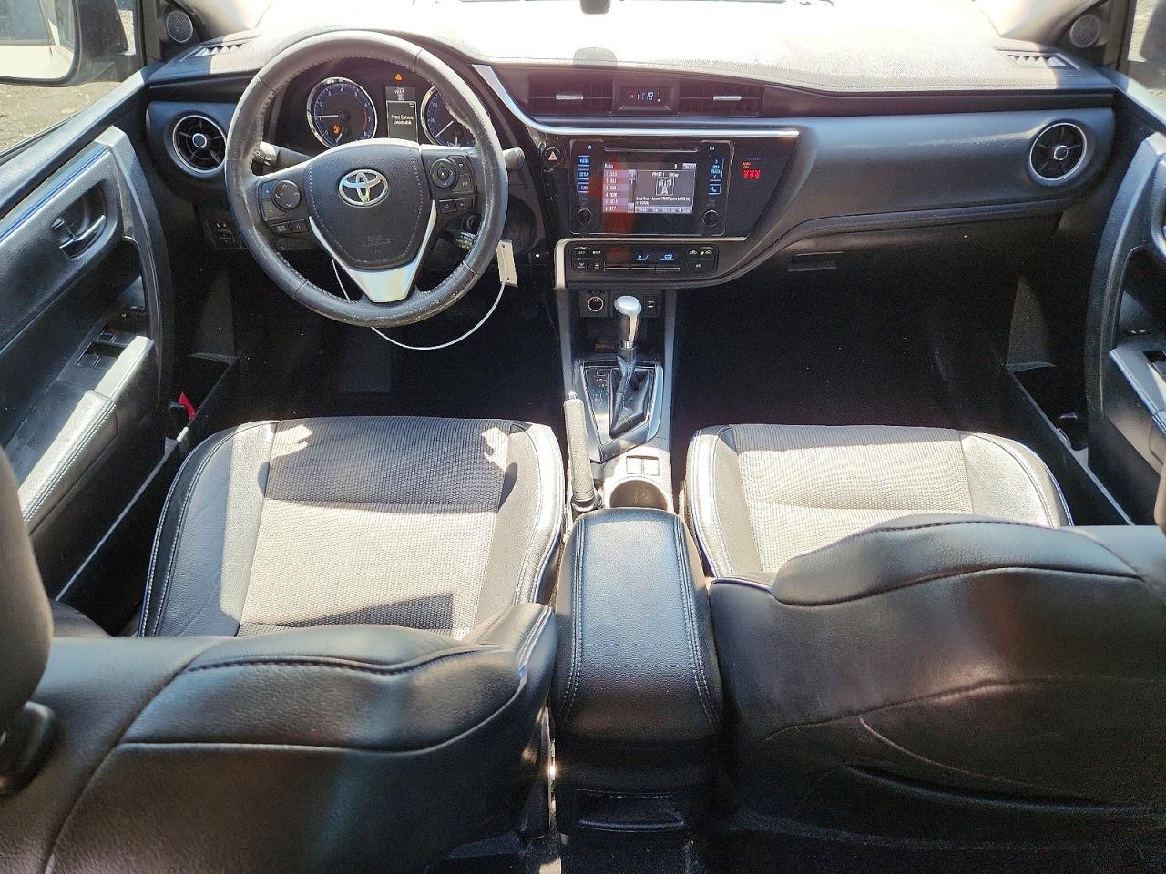 2018 TOYOTA COROLLA SE photo 22