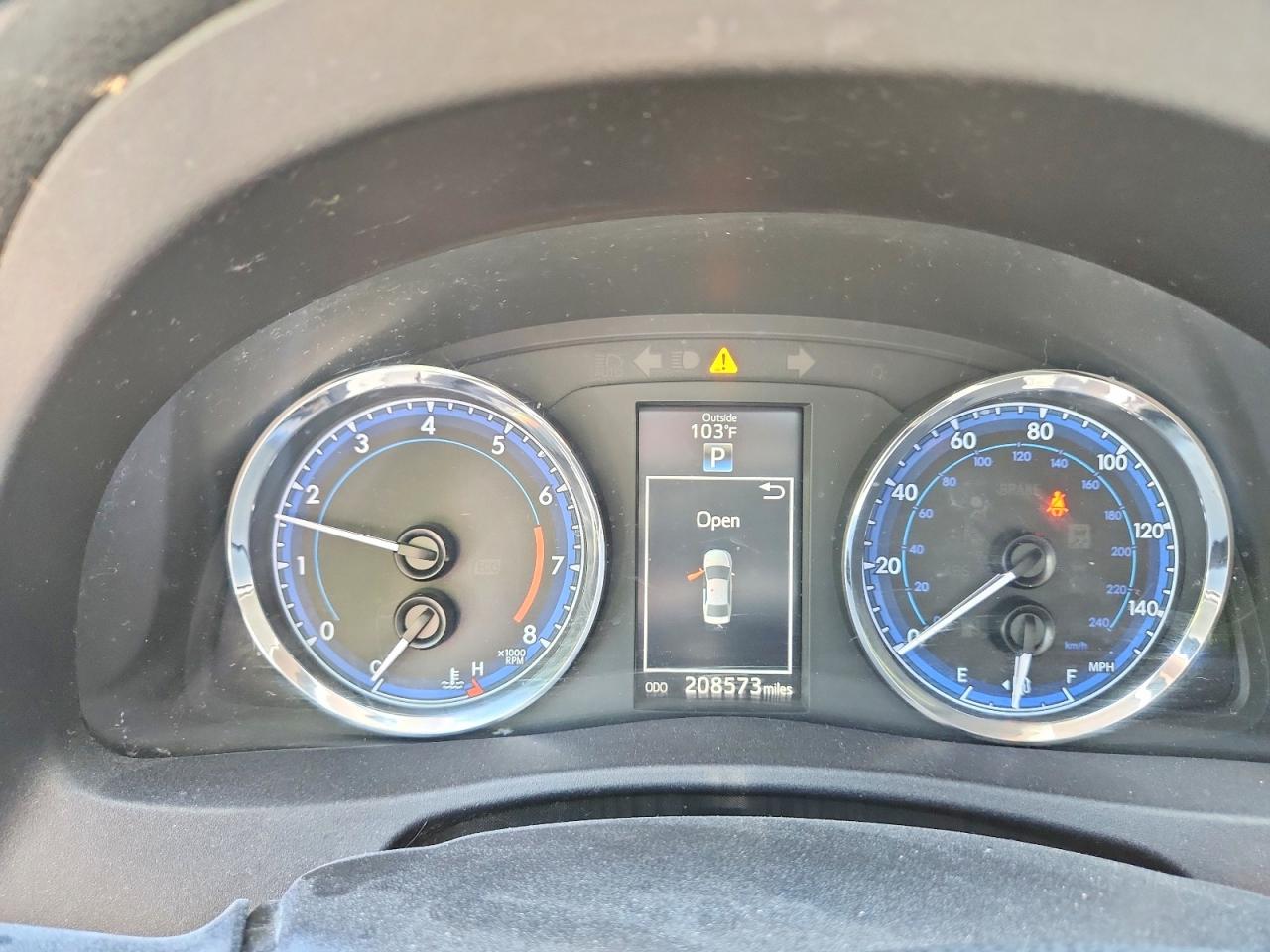 2018 TOYOTA COROLLA SE photo 25
