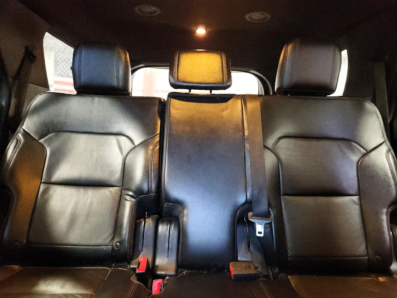 2017 FORD EXPLORER XLT photo 28