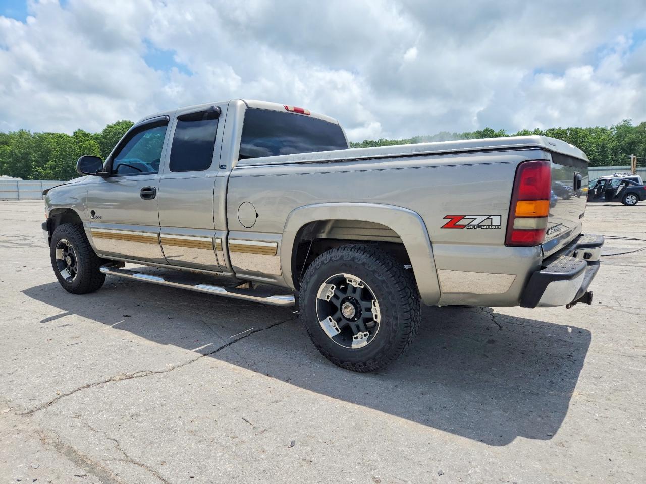 2002 CHEVROLET SILVERADO K1500 photo 4