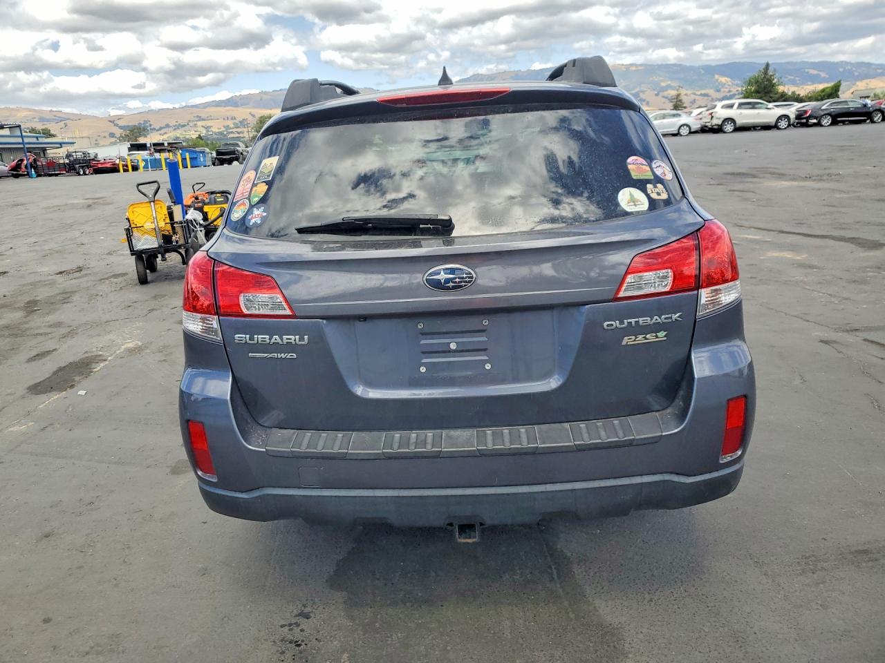 2014 SUBARU OUTBACK 2.5I LIMITED photo 6