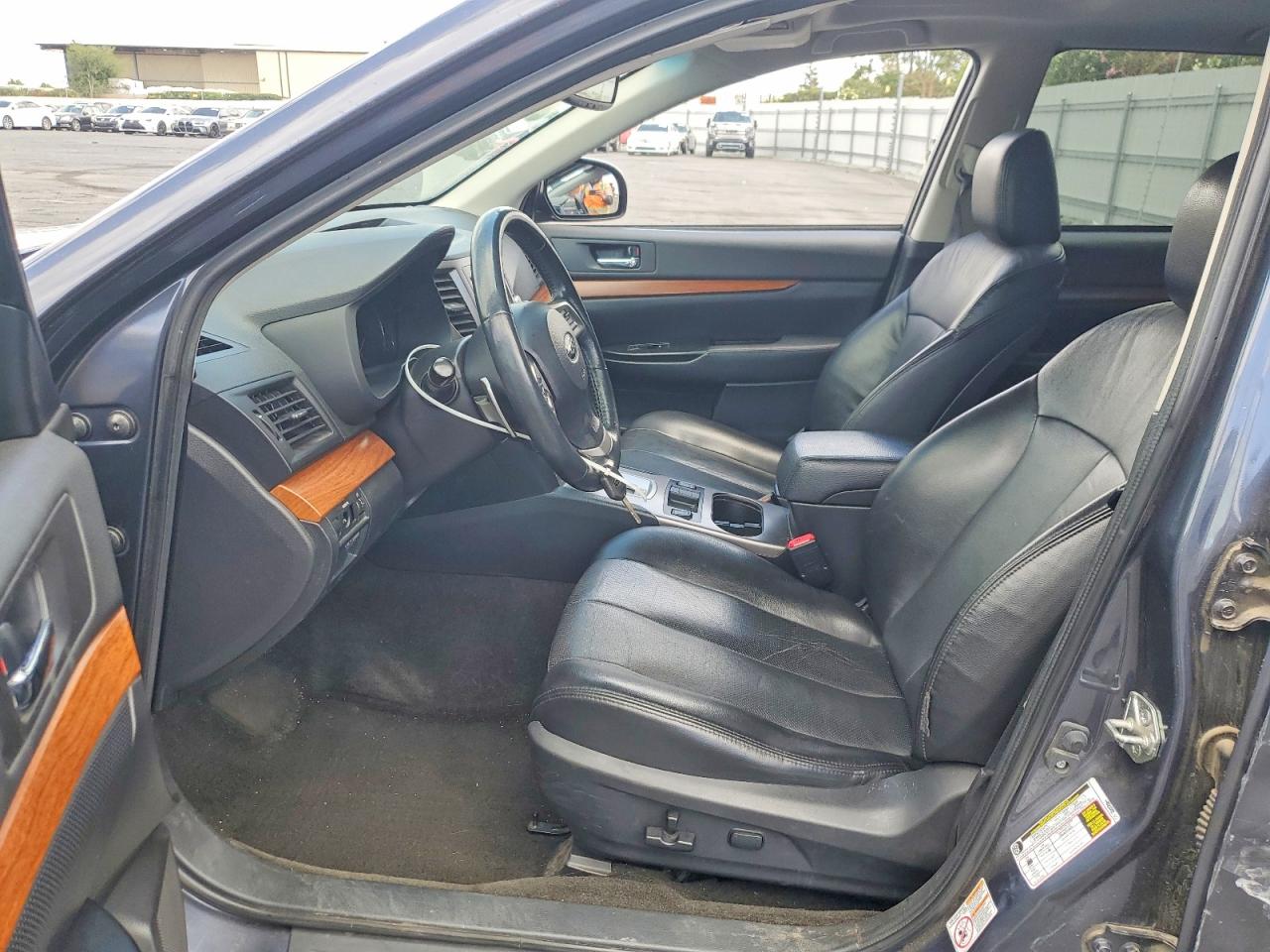 2014 SUBARU OUTBACK 2.5I LIMITED photo 7